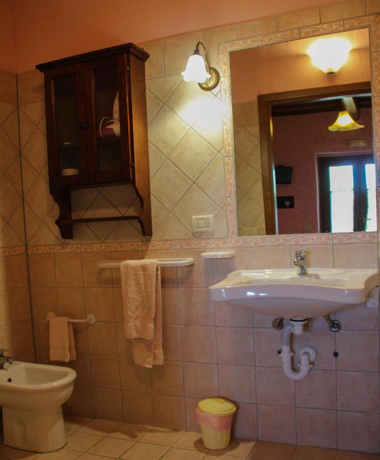 Agriturismomillefiori 曼恰诺 外观 照片